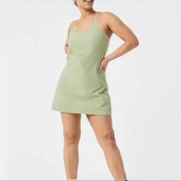 Outdoor Voices The Exercise Dress Pistachio - Picture 4 of 7